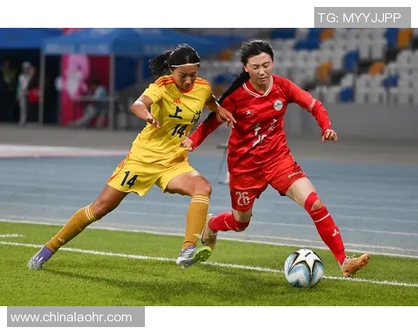 赛后分析：上海足球队与重庆足球队的战术意识与表现对比